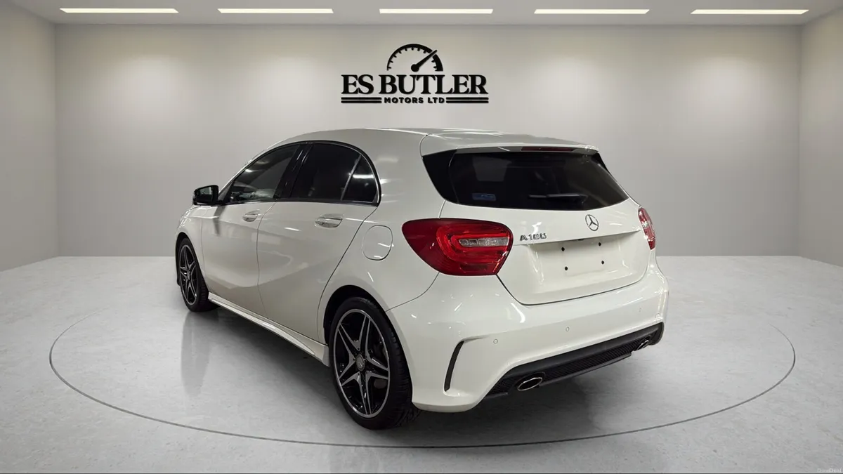 2015 Mercedes-Benz A180 1.6L AUTO AMG LINE LOW KMS - Image 3