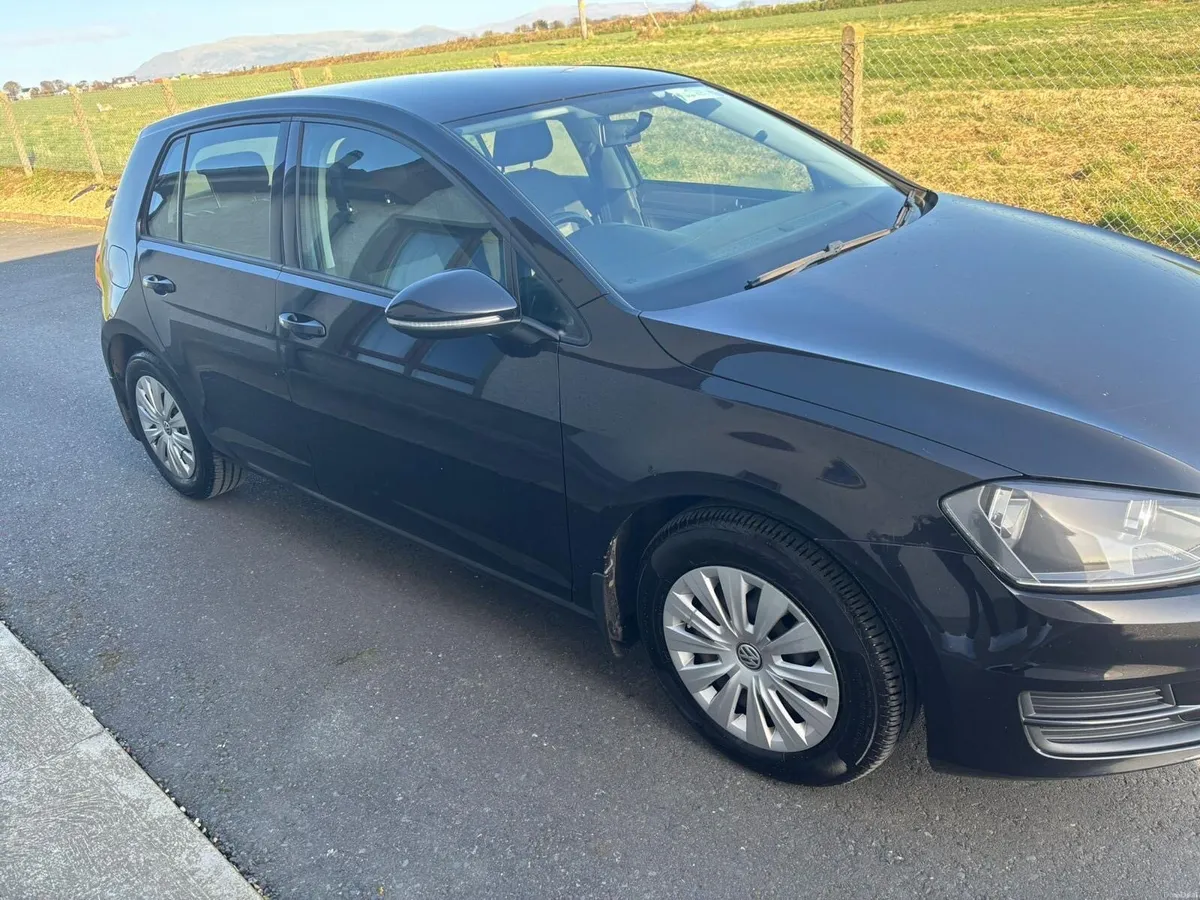 152 VW Golf - Image 2