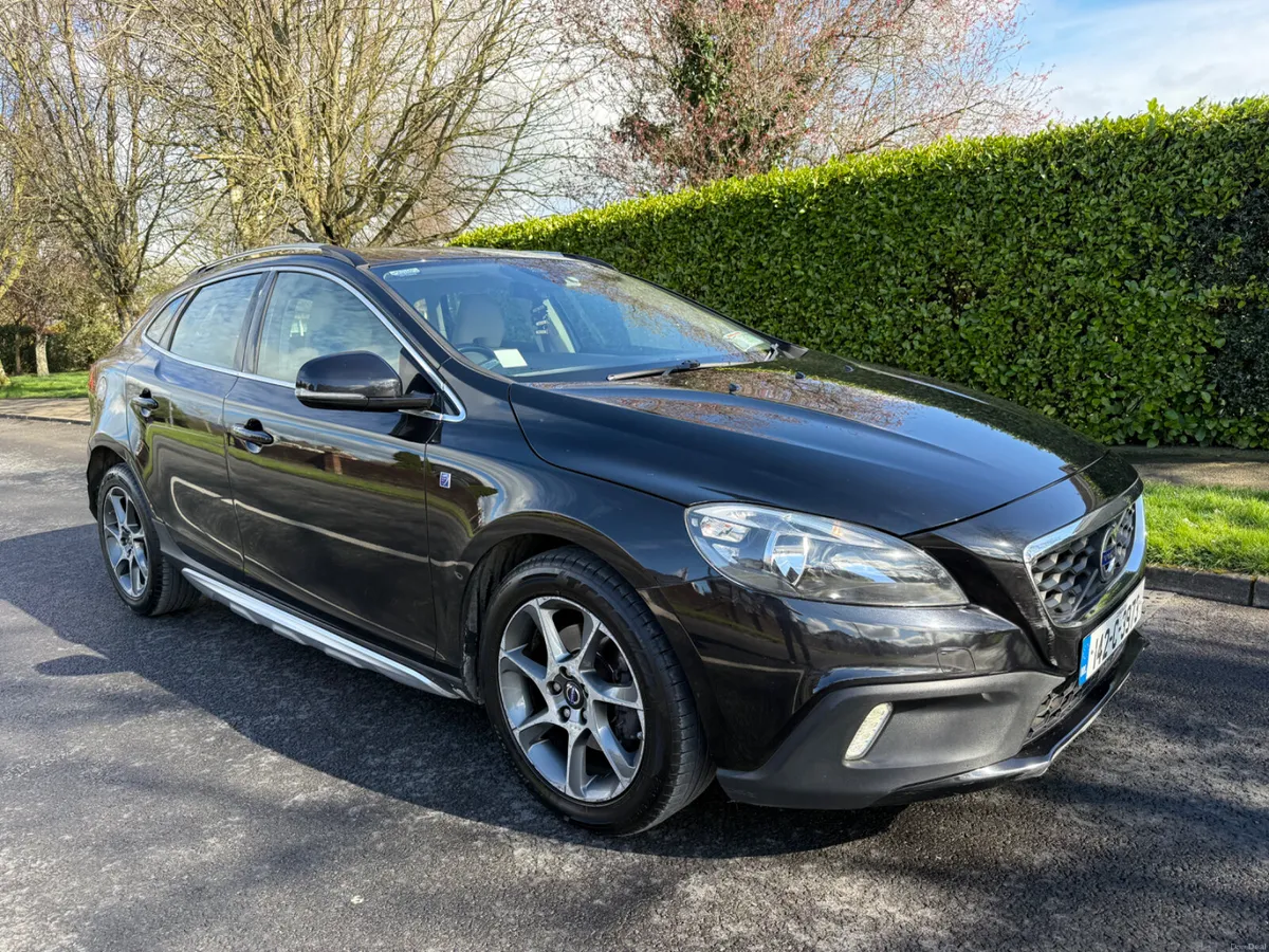 Volvo V40 2014 OCEAN RACE EDITION - Image 1