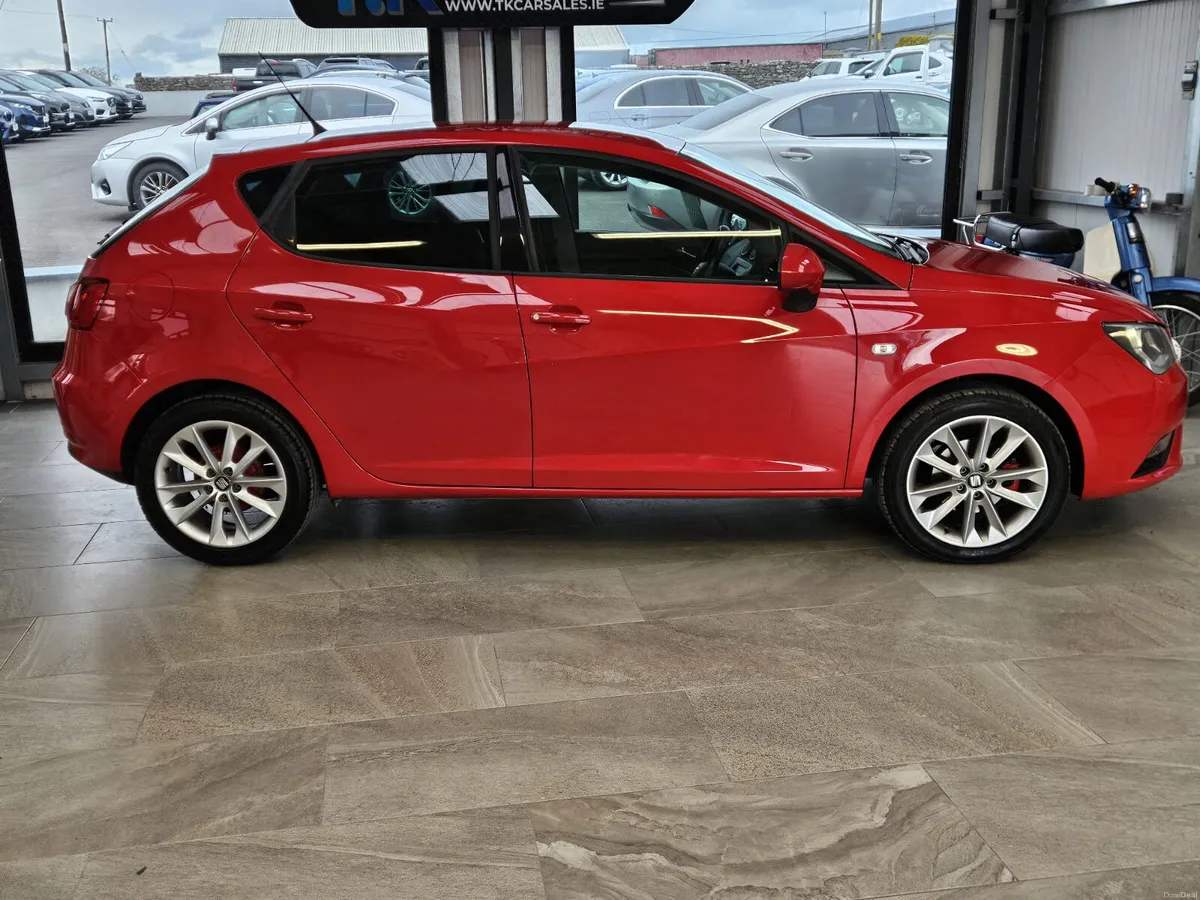 16 SEAT IBIZA SPORT 5 DOOR 1.0 PETROL - Image 2