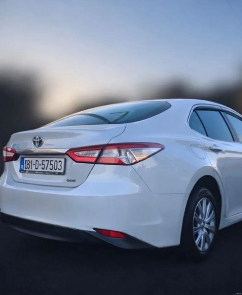 2018 Toyota Camry - Image 3