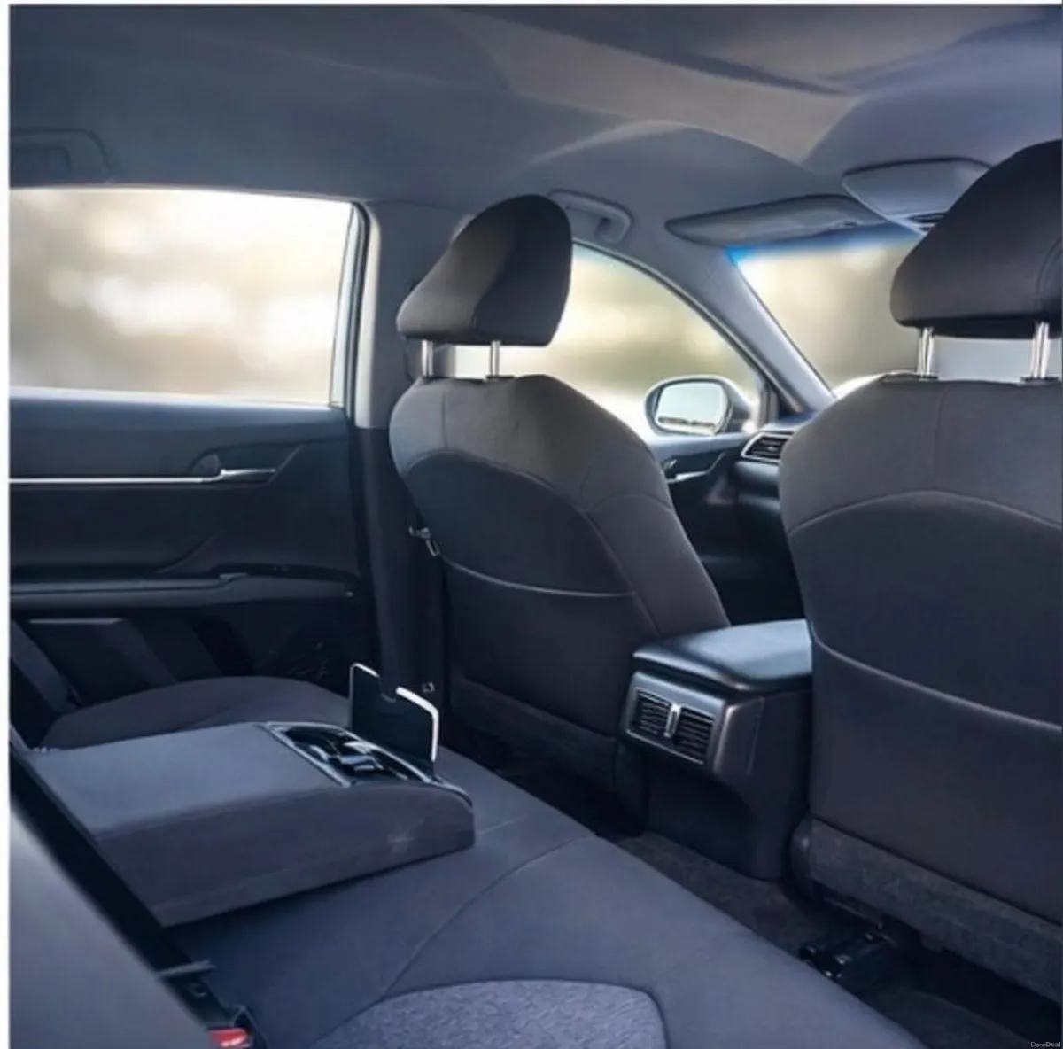 2018 Toyota Camry - Image 1