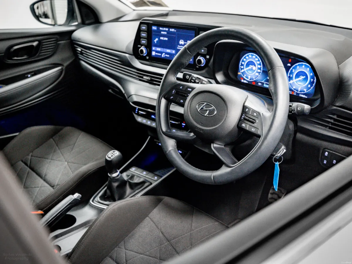 Hyundai Bayon Executive 1.2 Petrol 85HP - Image 2