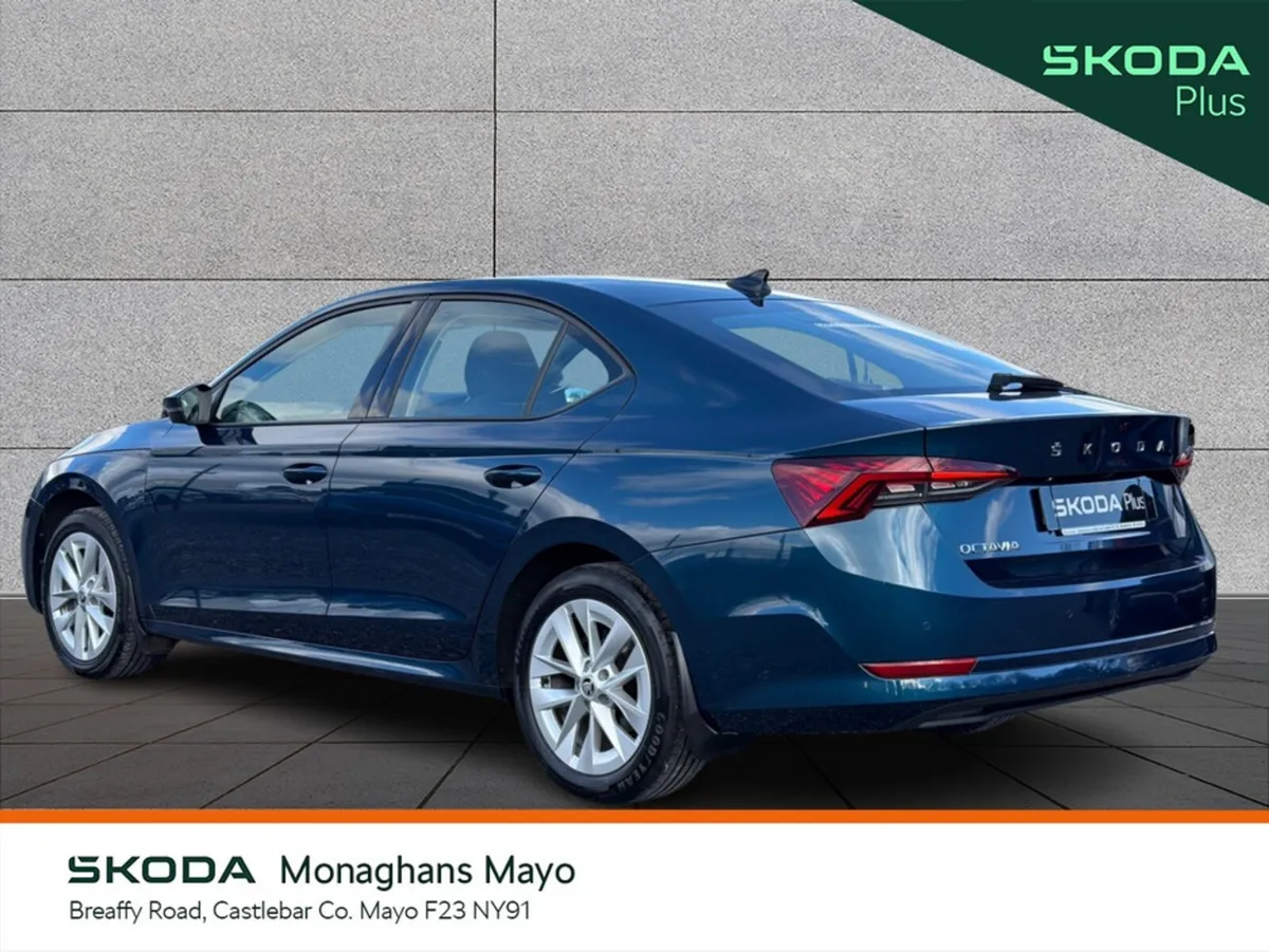 Skoda Octavia AMBITION 2.0 TDI 115HP - Image 3