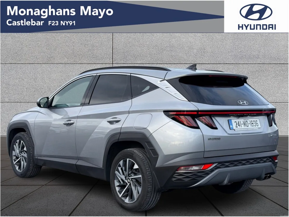 Hyundai Tucson EXECUTIVE PLUS 1.6 DIESEL 5DR - Image 3