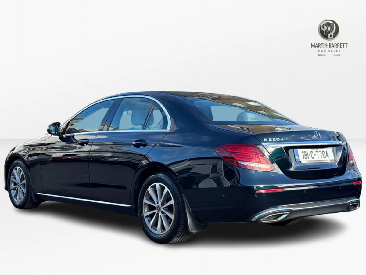 Mercedes-Benz E-Class 220 D AVANTGARDE 4DR AUTO - Image 4