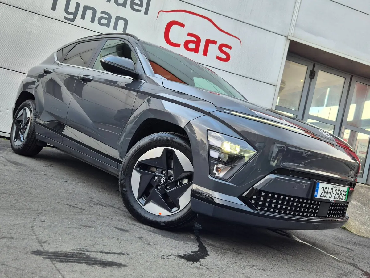2026 Hyundai Kona 65kwh Advance, CarPlay - Image 2