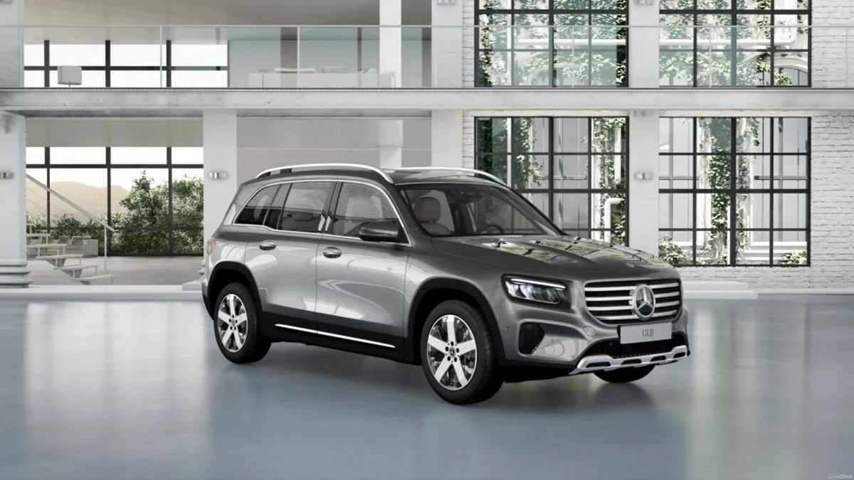 Mercedes-Benz GLB 200D Progressive Line Plus 7 Sea - Image 1