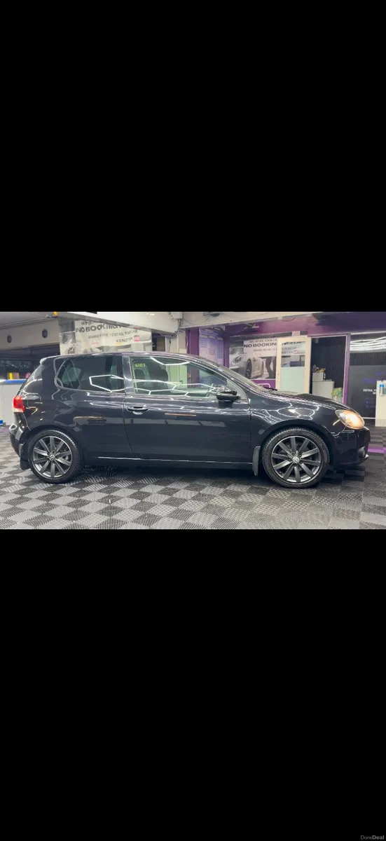 2010 Volkswagen Golf 2.0 TDI - AMAZING CONDITIONS - Image 4