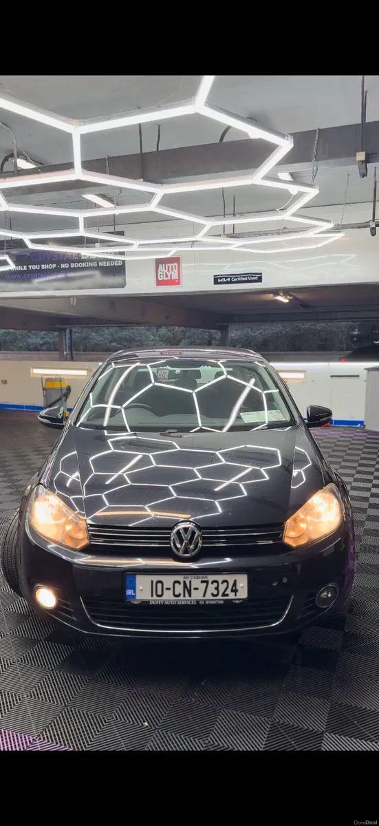 2010 Volkswagen Golf 2.0 TDI - AMAZING CONDITIONS - Image 3