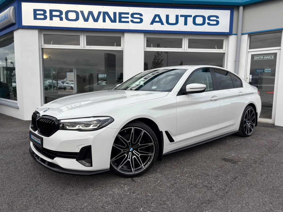 2022 BMW 520D G30 Automatic - Image 1