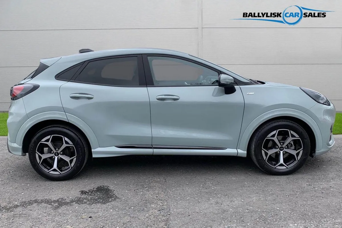 Ford Puma 1.0 MHEV ST-Line 5dr Petrol Hybrid Manua - Image 3