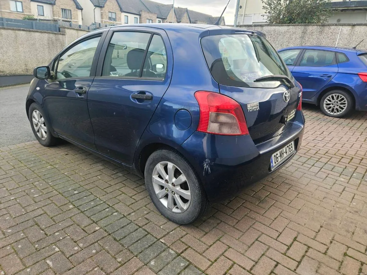 Toyota yaris - Image 3
