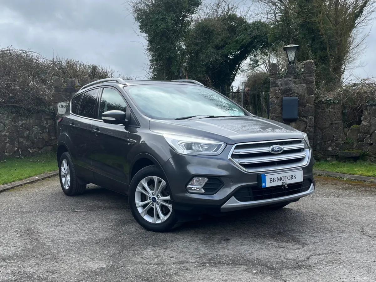 Ford Kuga 2.0TDCi 150PS FWD Titanium - Image 2