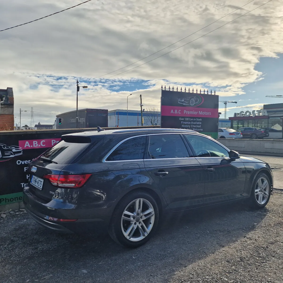 Audi A4 2017 1.4TFSI 150HP Attraction - Image 3