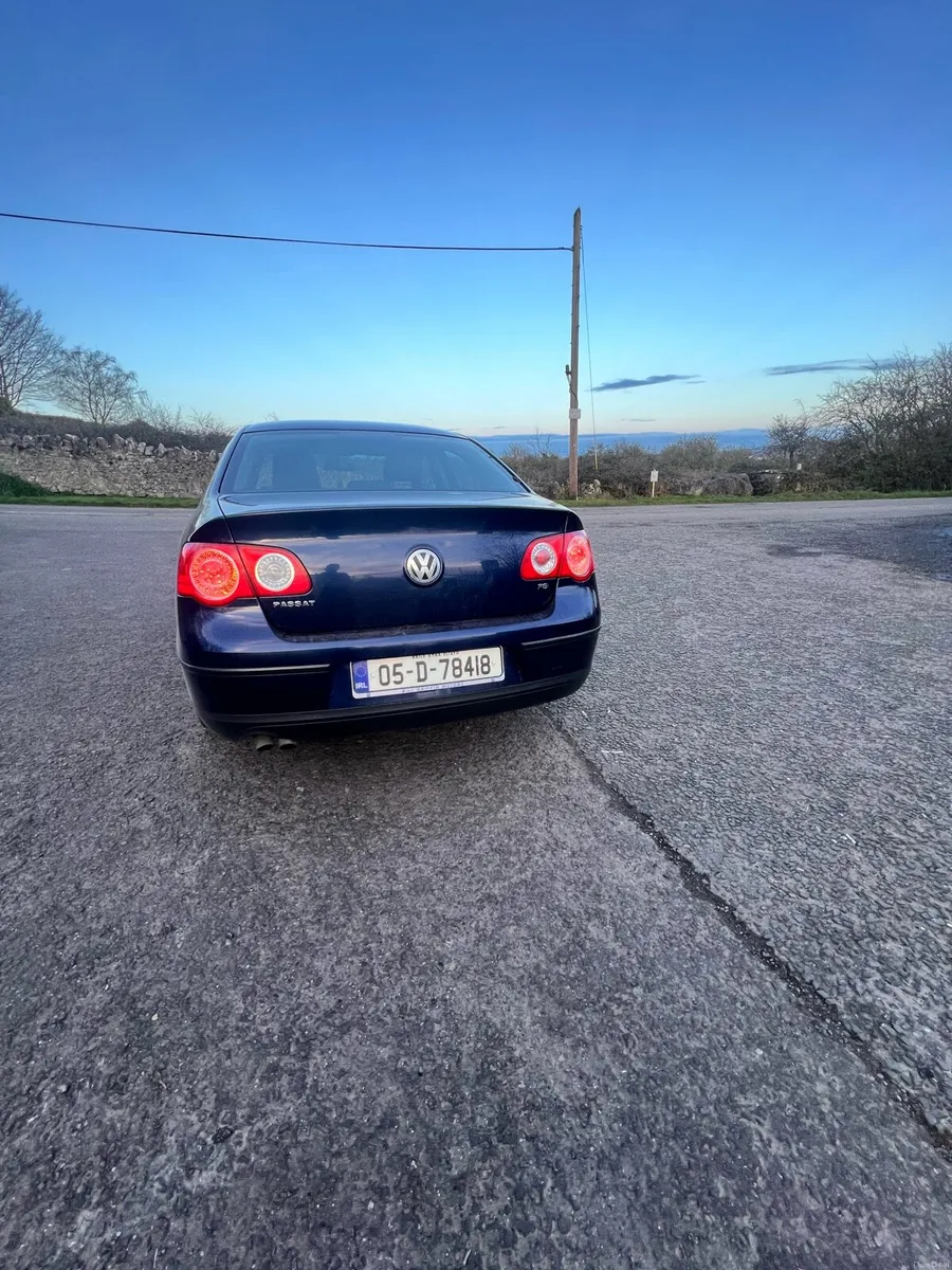 Volkswagen Passat 1.6 - Image 3