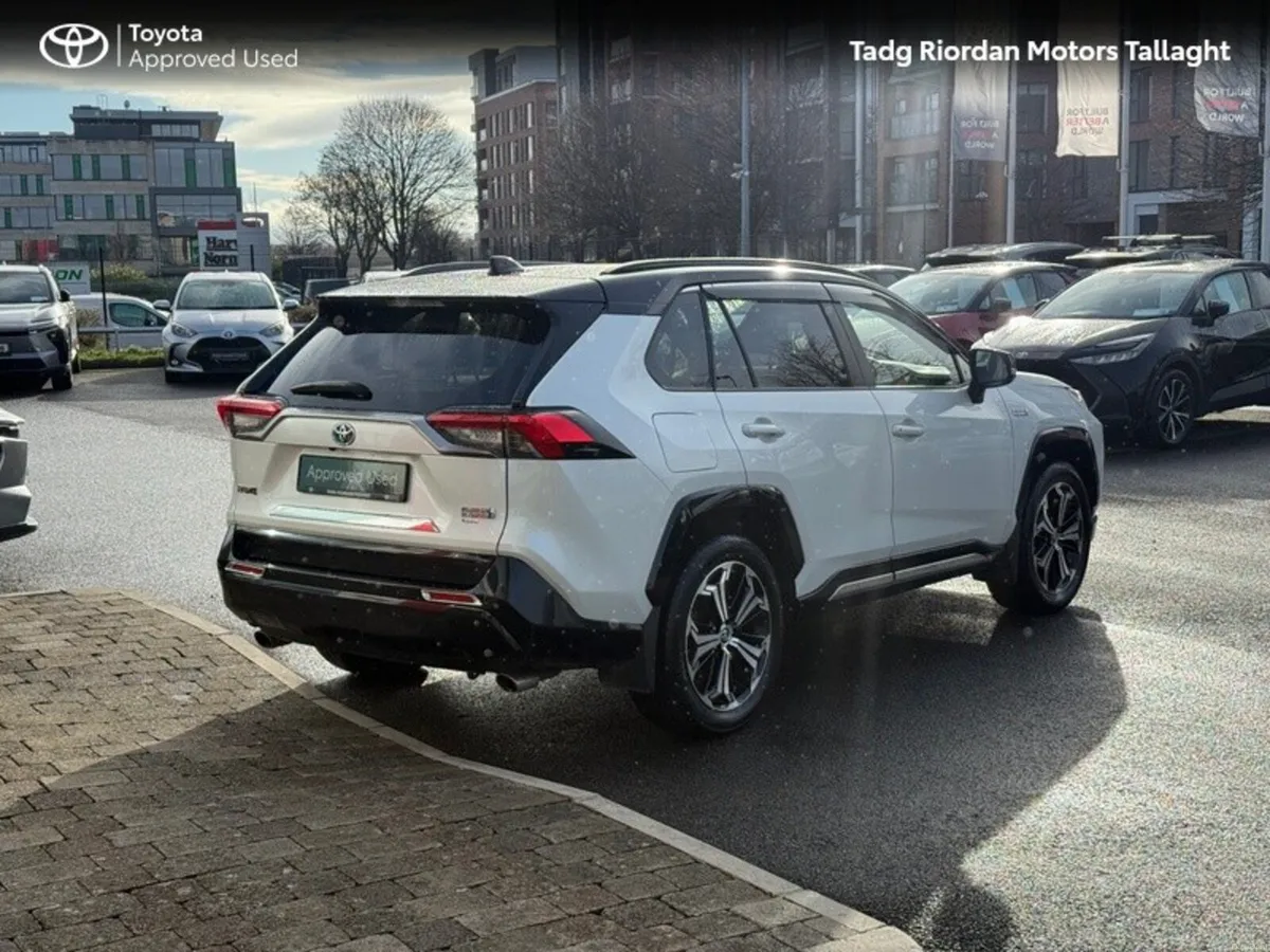 Toyota RAV4 AWD RAV4 PLUG-IN HYBRID SPORT - Image 2