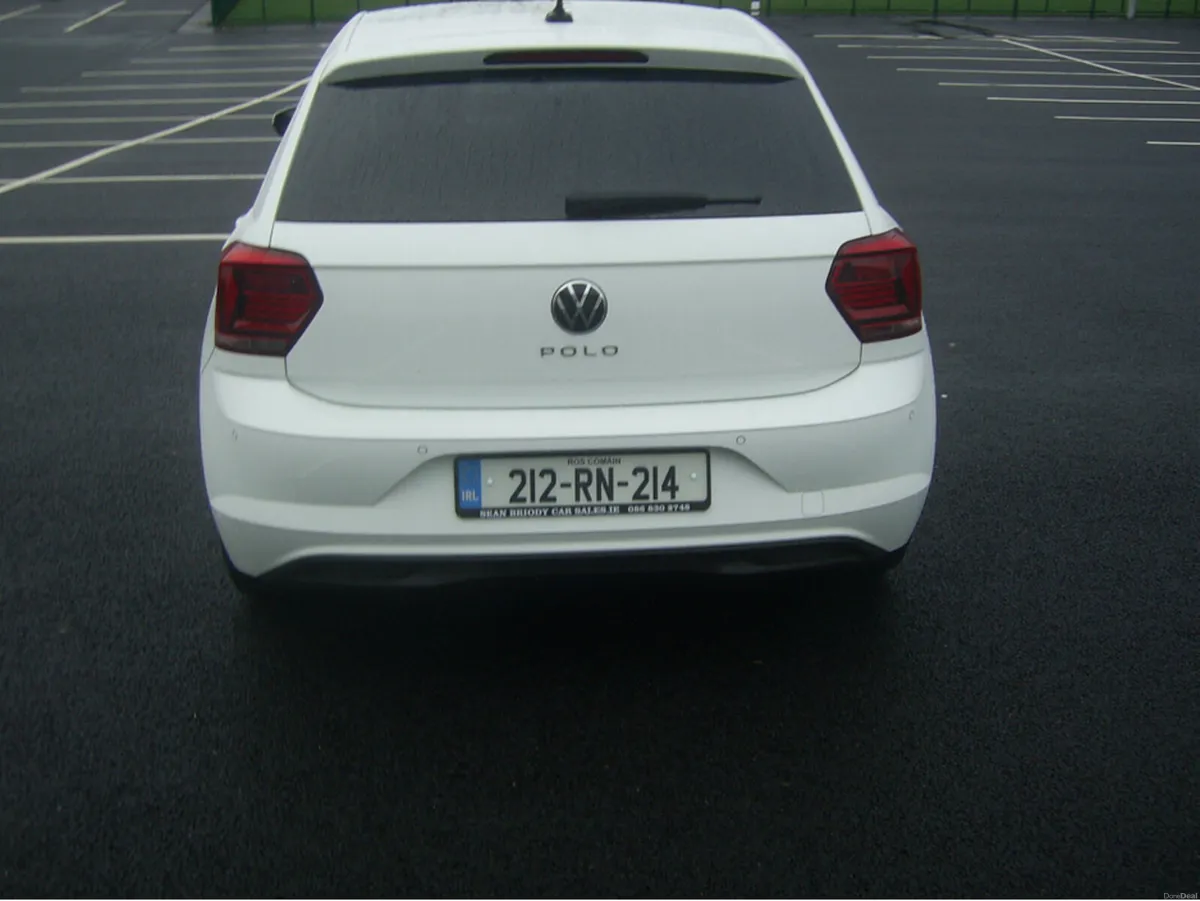 Volkswagen Polo UNITED 1.0 MANUAL 5SPEED 80HP 5DR - Image 4