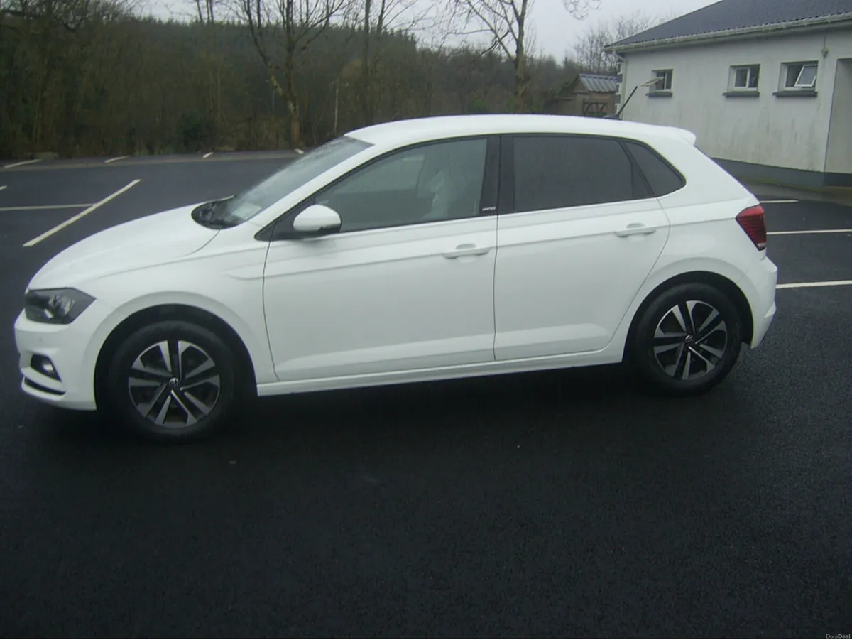 Volkswagen Polo UNITED 1.0 MANUAL 5SPEED 80HP 5DR - Image 2