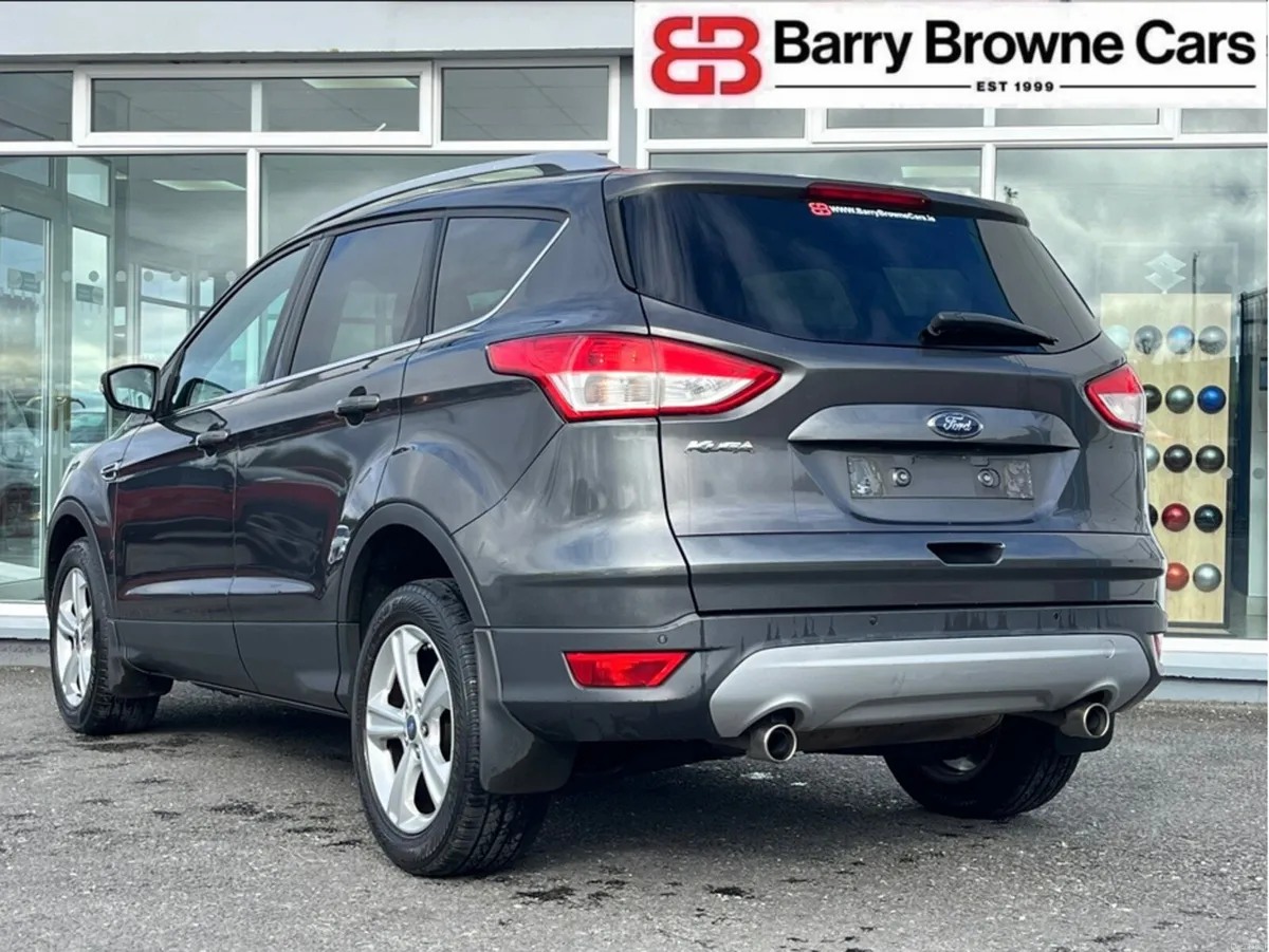 Ford Kuga ZETEC 2.0 TDCI 120PS FWD 4 4DR - Image 6