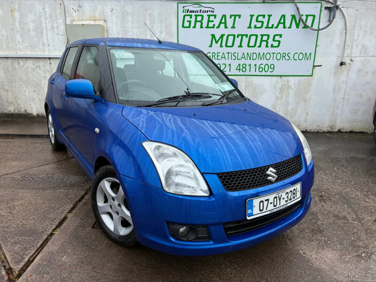 Suzuki Swift 1.3 GLX 5DR - Image 1