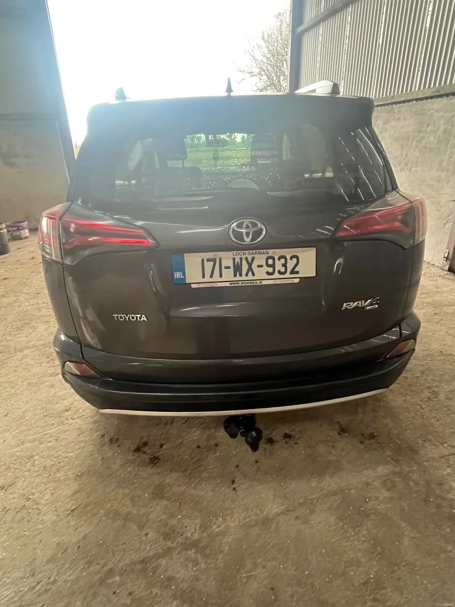 Toyota RAV4 2017 - Image 4