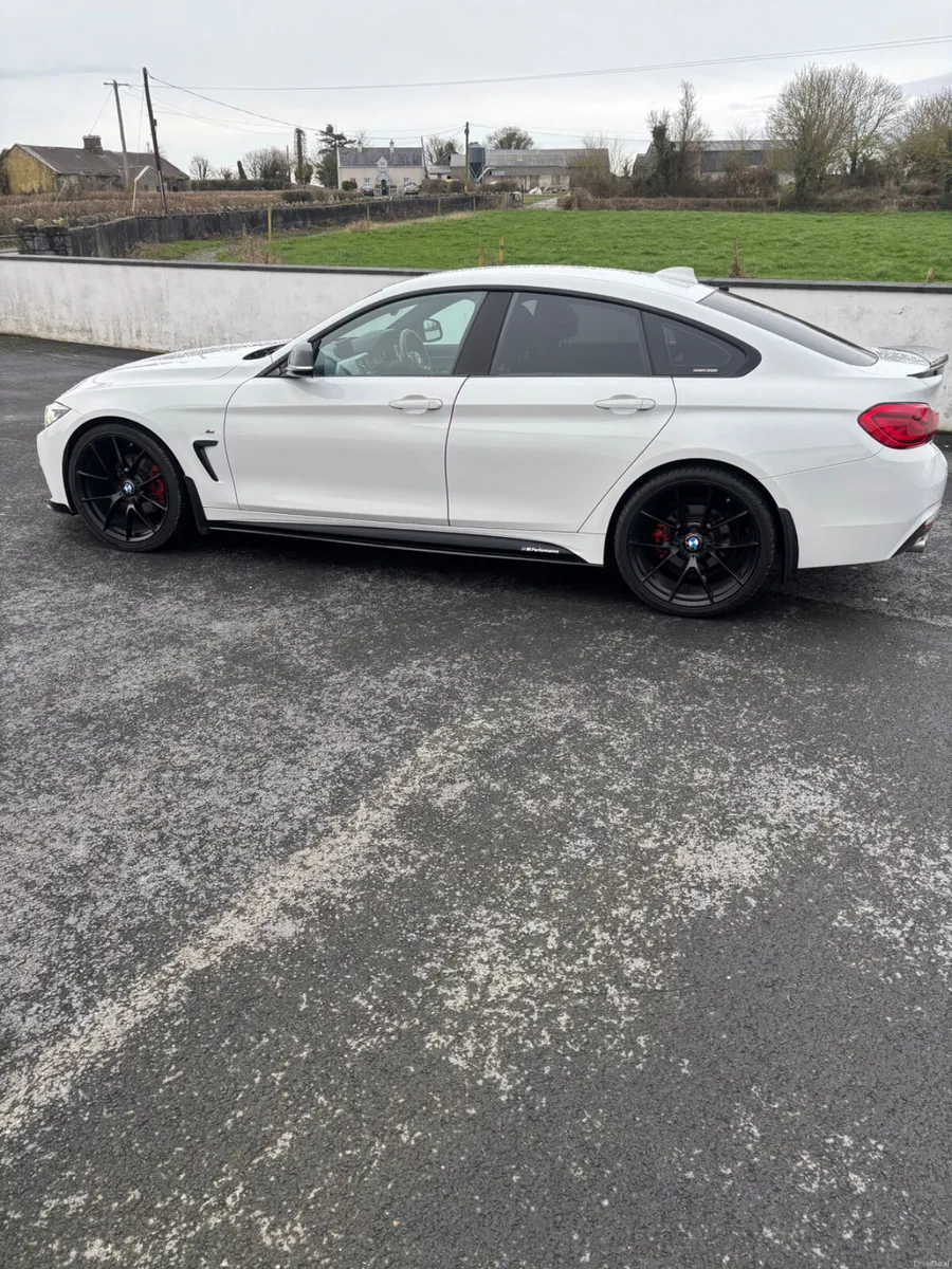 BMW 4-Series 2018 - Image 3