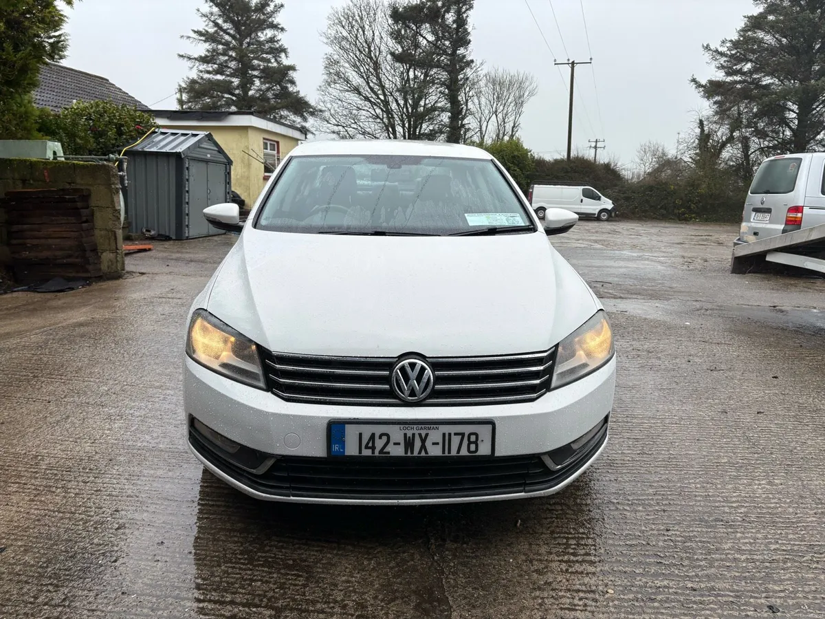Volkswagen Passat - Image 3