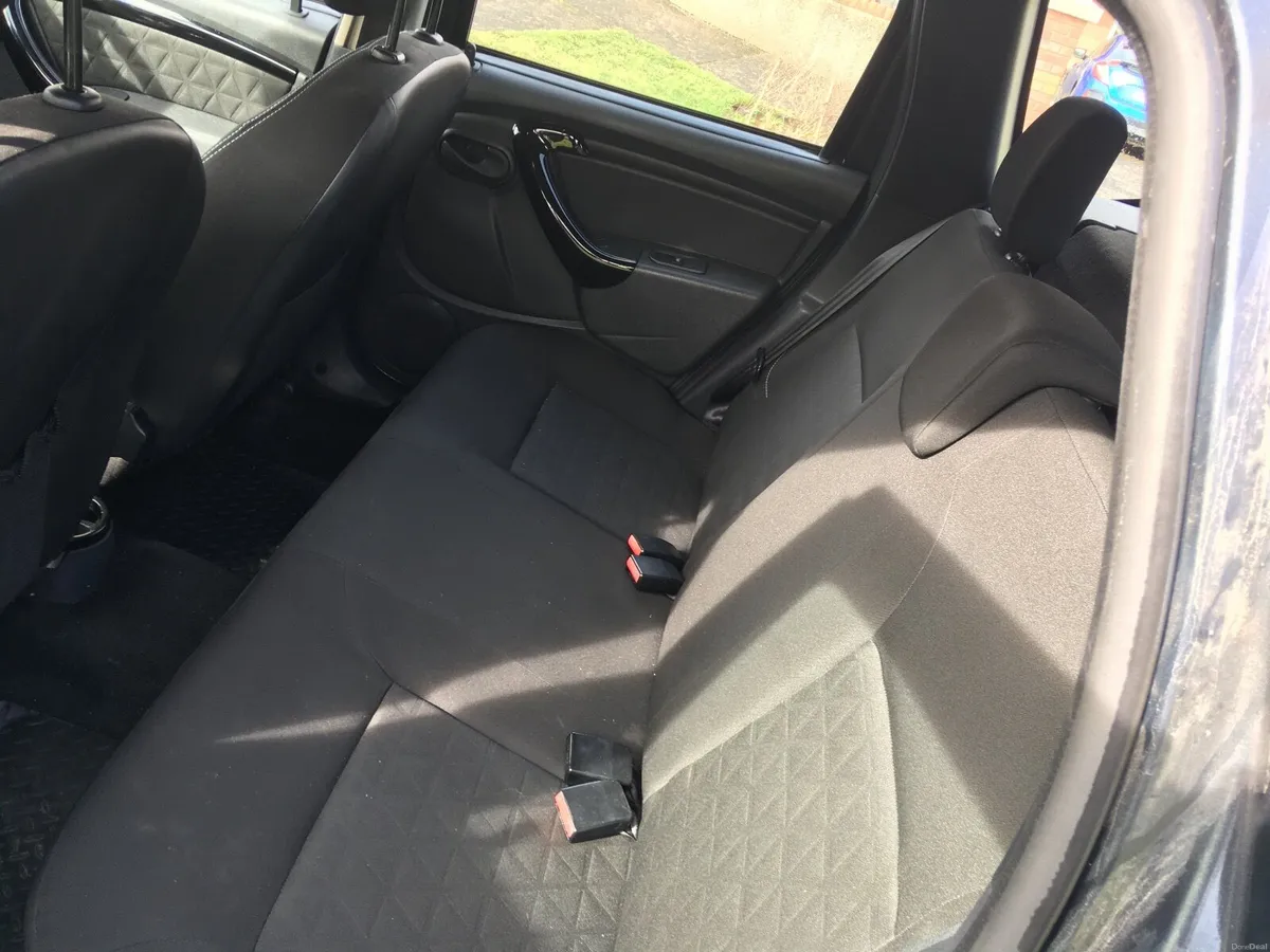 Dacia Duster 2015 - Image 4