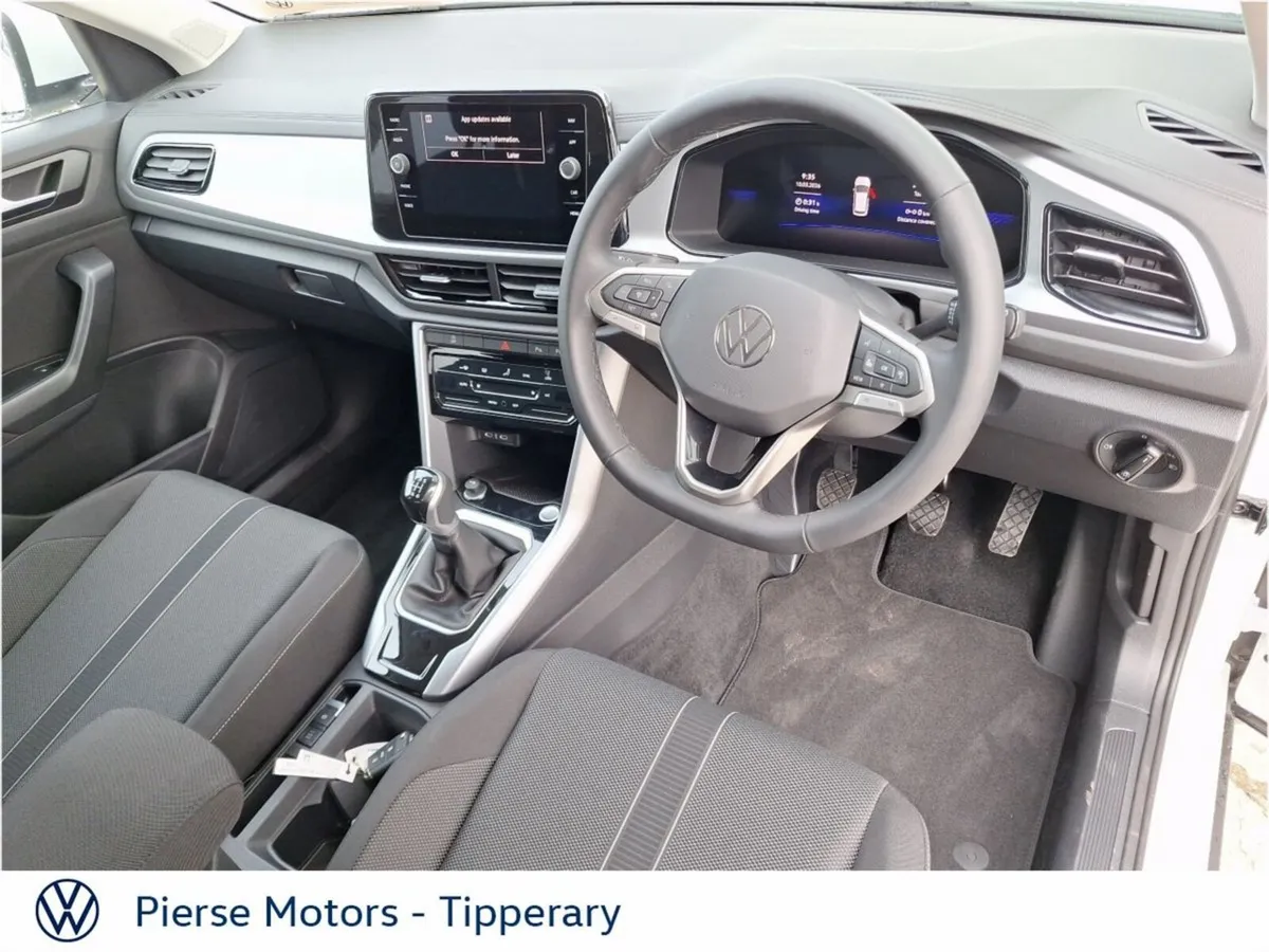 Volkswagen T-Roc EDITION 75 2.0TDI M6F 116HP - Image 2