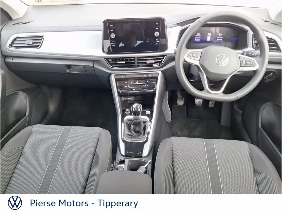 Volkswagen T-Roc EDITION 75 2.0TDI M6F 116HP - Image 4