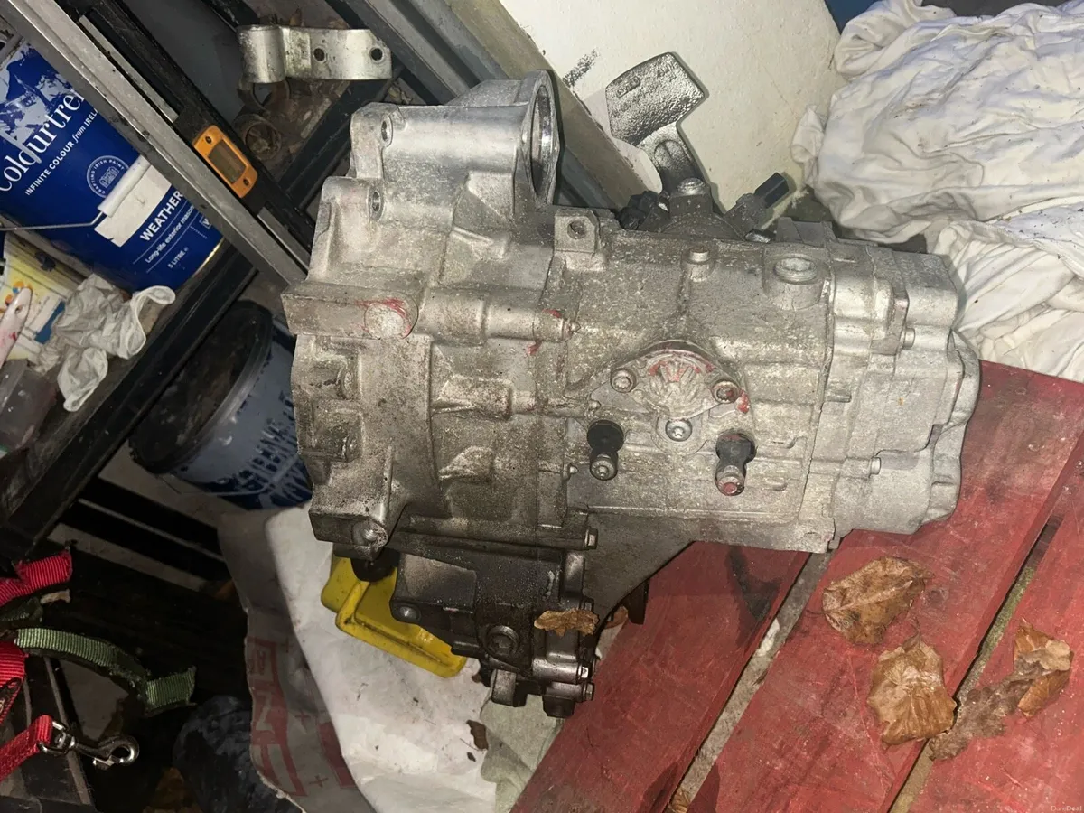 2011 Volkswagen gearbox - 50,000km - Image 2