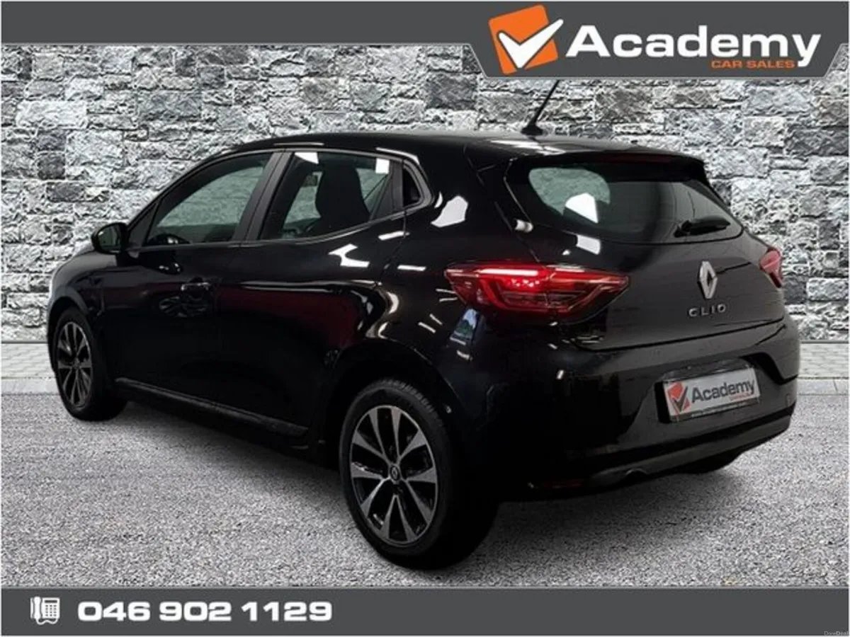 Renault Clio Equilibre TCE 90 MY22.5 5DR**JUST LAN - Image 3