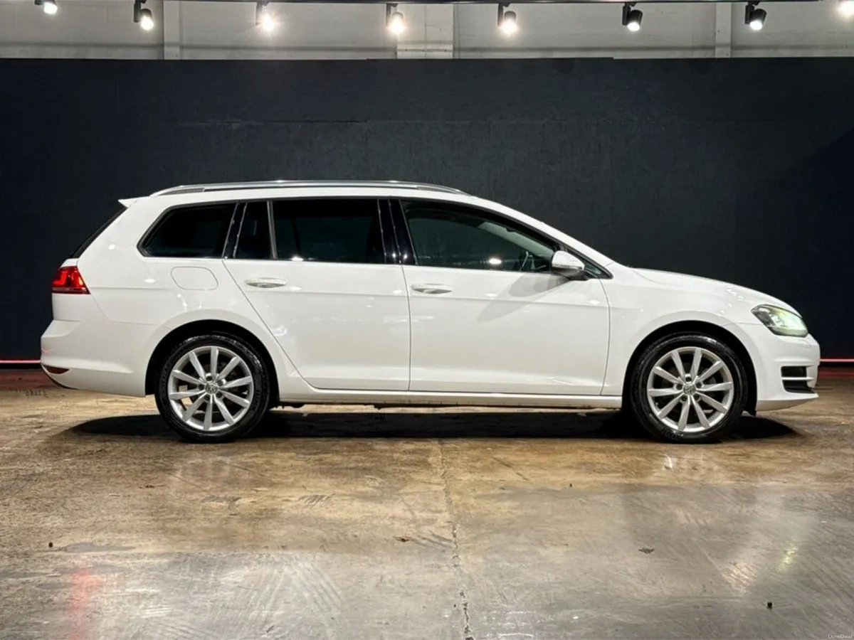 Volkswagen Golf COMFORT LINE CONNECT - FACTORY ALL - Image 3