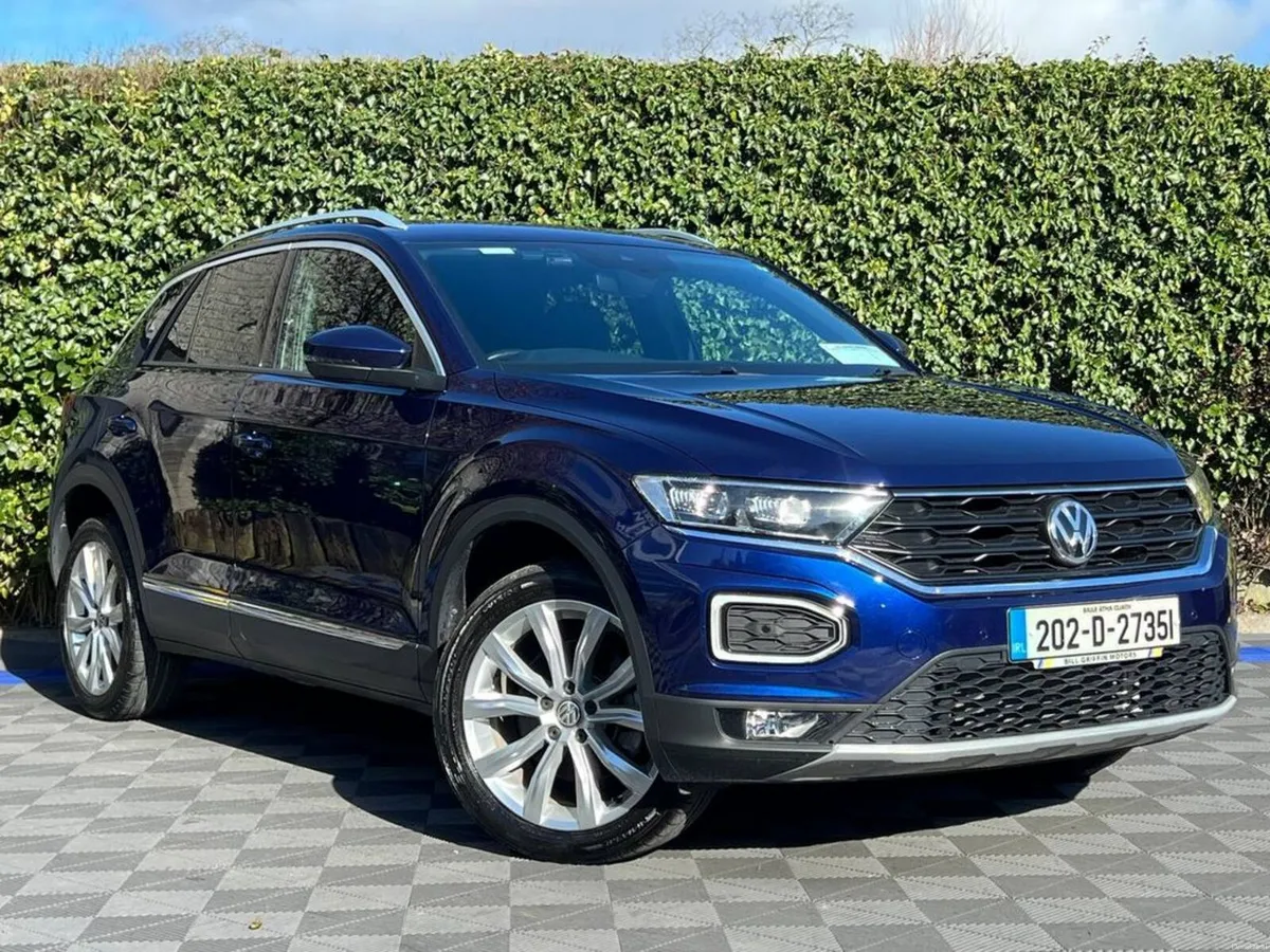 Volkswagen T-Roc SPORT 2.0 TDI AUTO // VERY LOW MI - Image 1