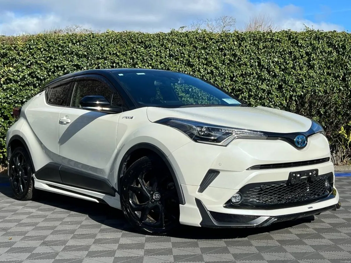 Toyota C-HR MODELLISTA 1.8 HYBRID // HALF LEATHER - Image 1