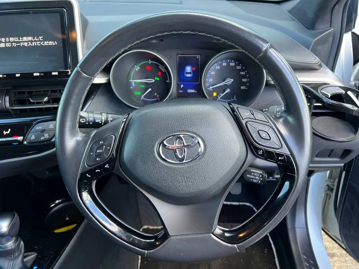Toyota C-HR MODELLISTA 1.8 HYBRID // HALF LEATHER - Image 4