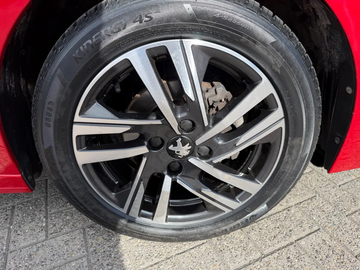 Peugeot 208 2023 Active 1.2 - Image 4