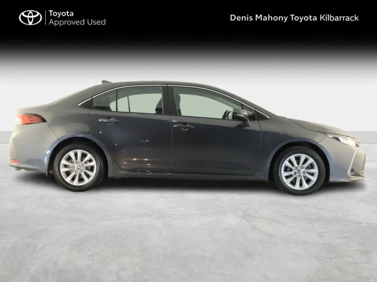 Toyota Corolla LUNA SALOON - Image 3
