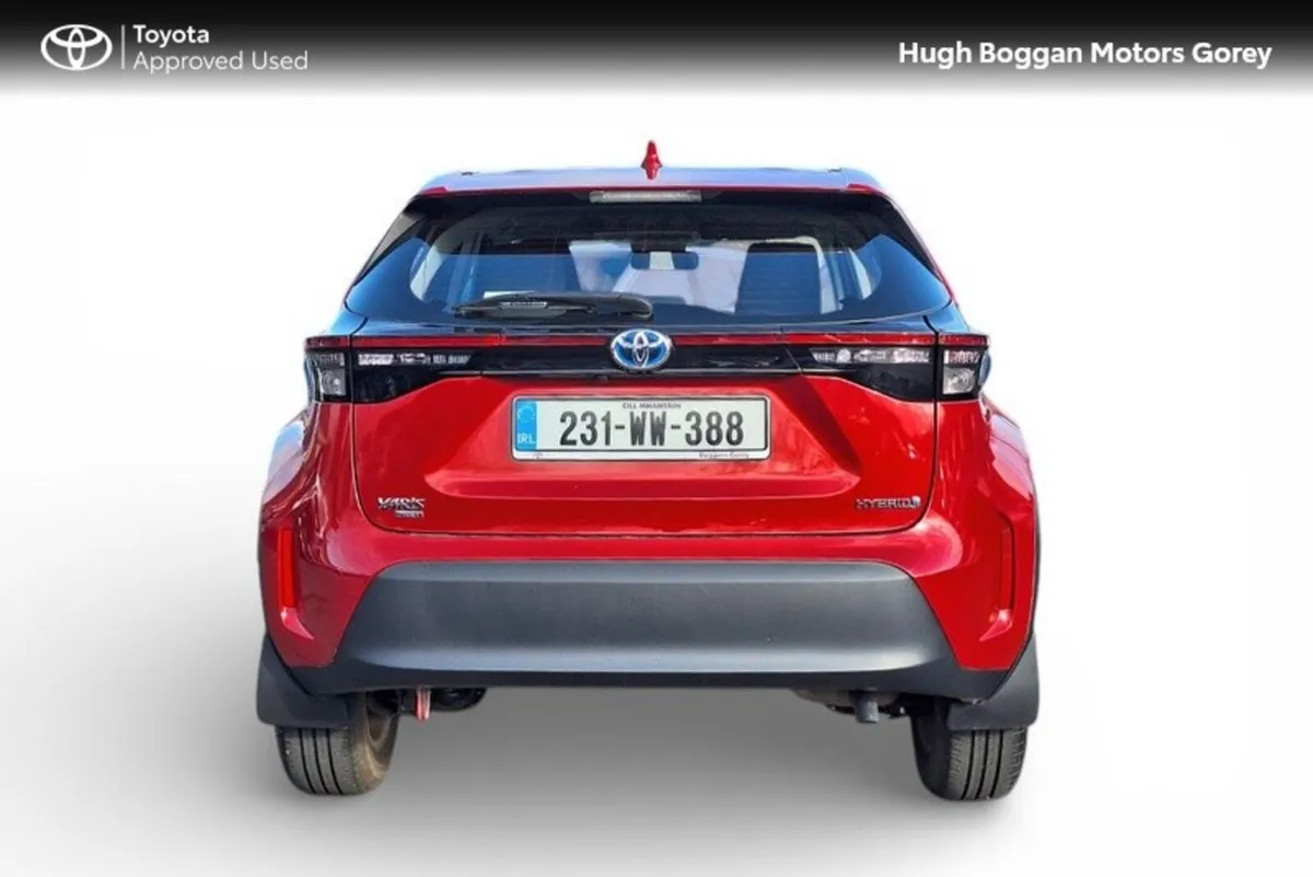 Toyota Yaris Cross CR LUNA 4DR AUTO CROSS - Image 4