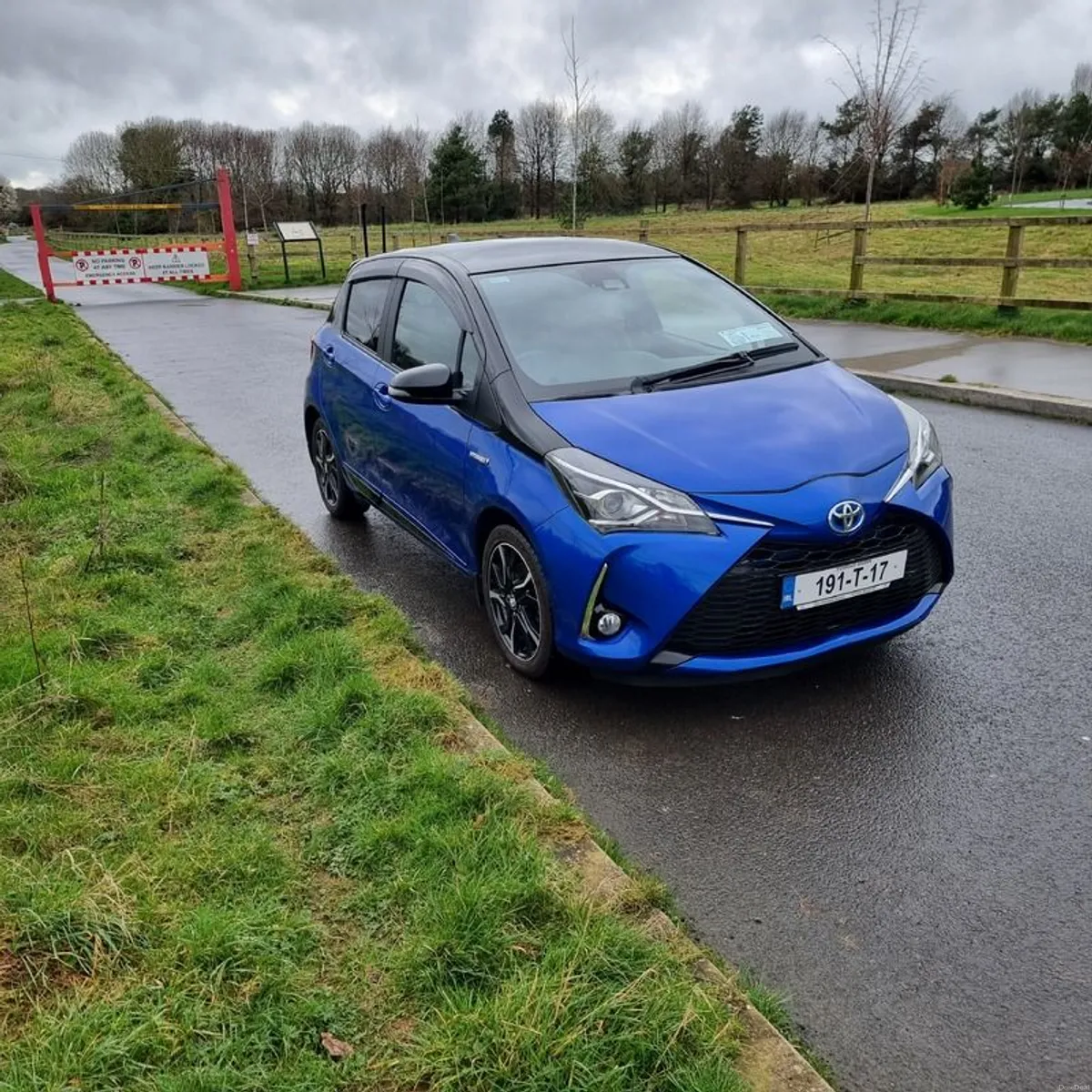 2019 Toyota Yaris Hybrid Automatic High Spec - Image 3