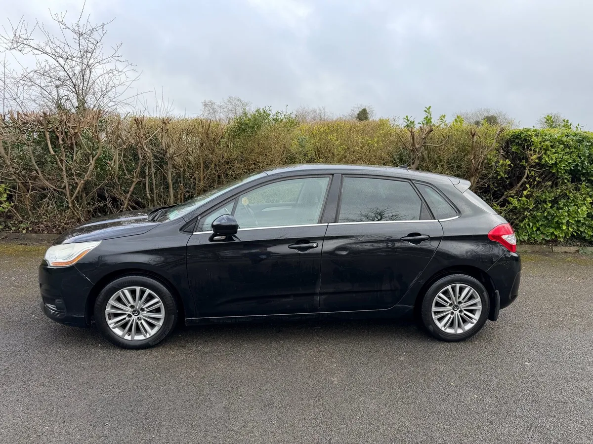 Citroen C4 TAX & TEST - Image 6