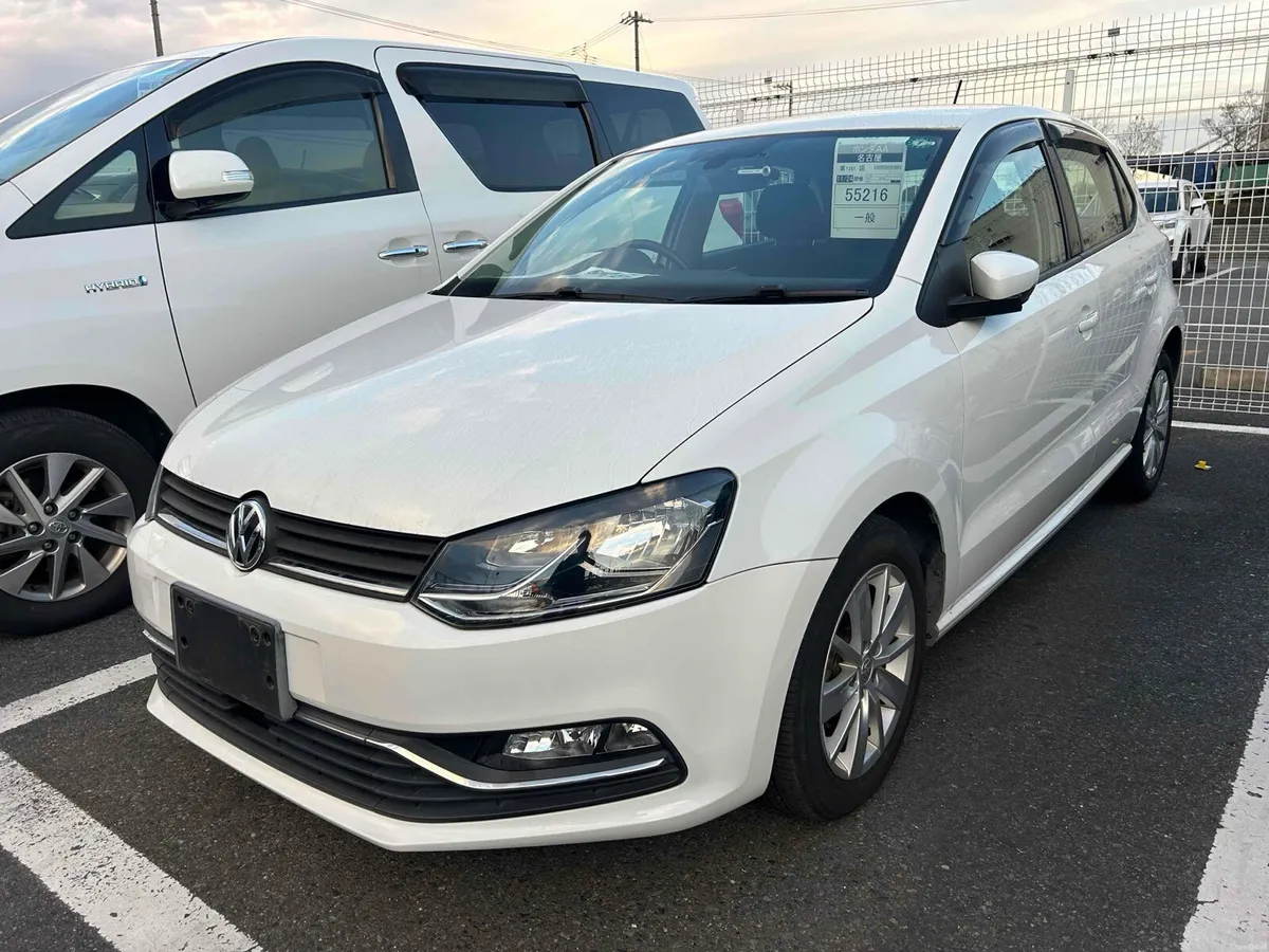 VOLKSWAGEN POLO 1.2 TSI AUTO 2015 - Image 1