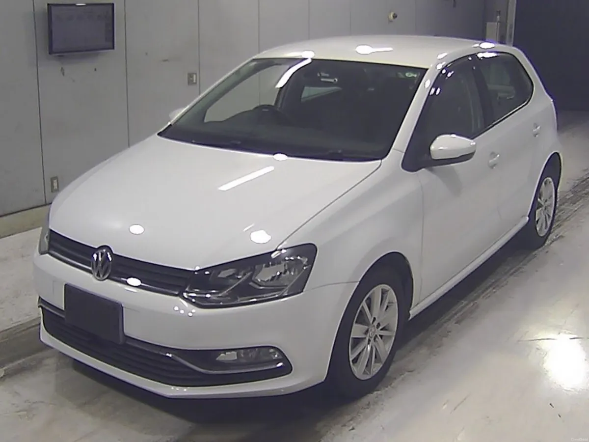 VOLKSWAGEN POLO 1.2 TSI AUTO 2015 - Image 2