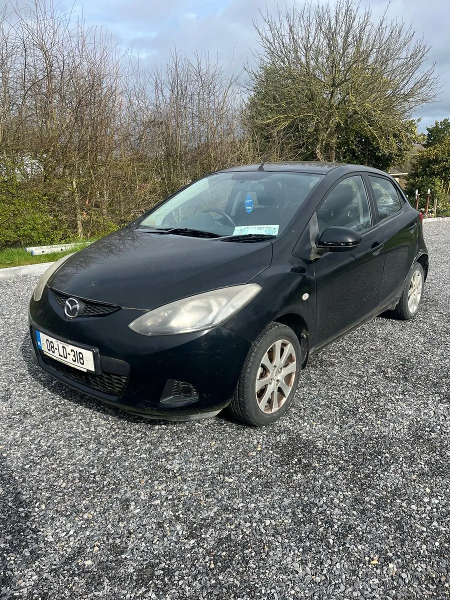 Mazda 2 - Image 2