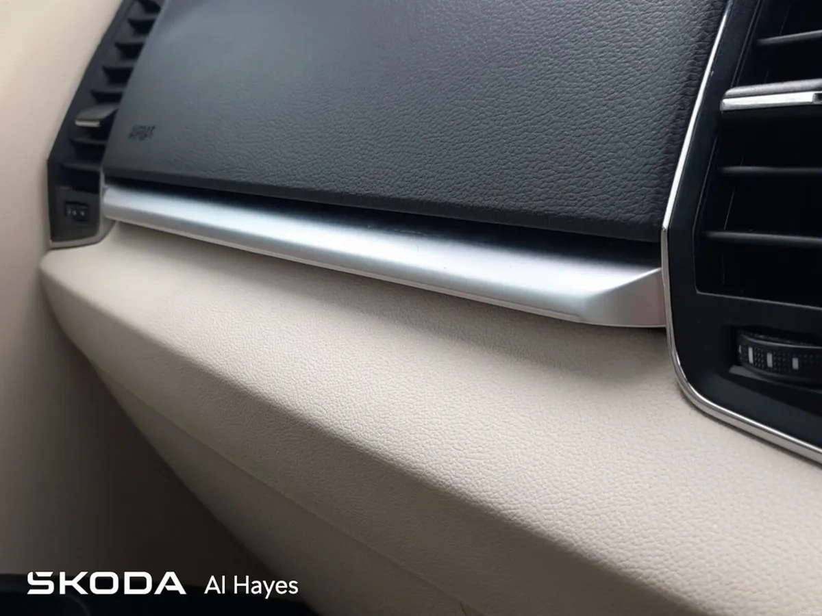 Skoda Karoq **FULL LEAHER**1.6TDI 115 BHP STYLE - Image 4