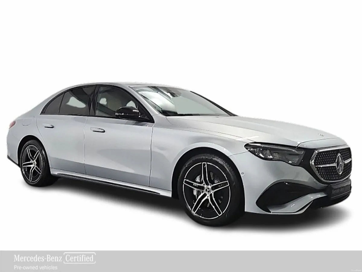 Mercedes-Benz E-Class E300De AMG Line Plus with Ni - Image 3