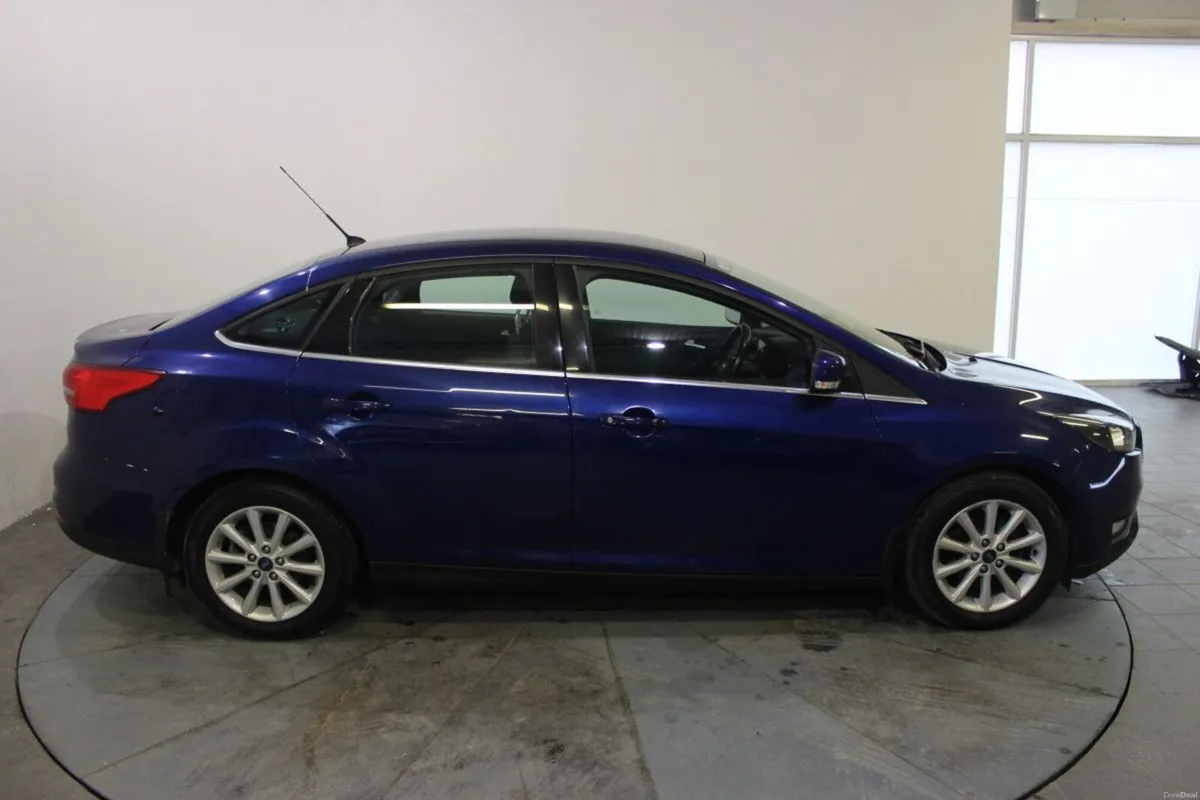 Ford Focus 1.0 Ecoboost 125PS Titanium - TENDER 27 - Image 3