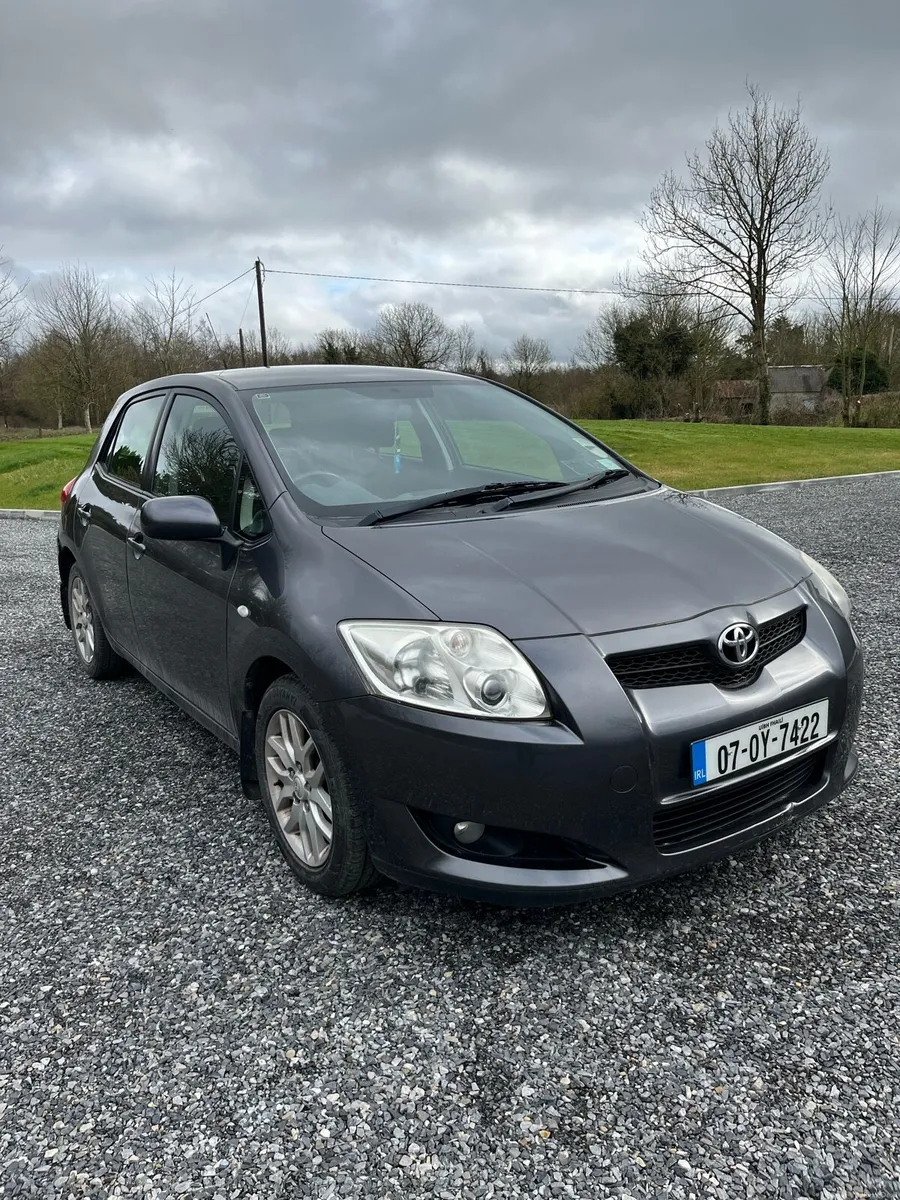 Toyota Auris - Image 1