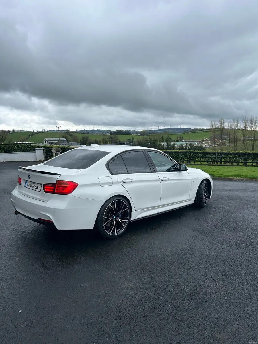 BMW 320d M SPORT SHADOW EDITION - Image 3